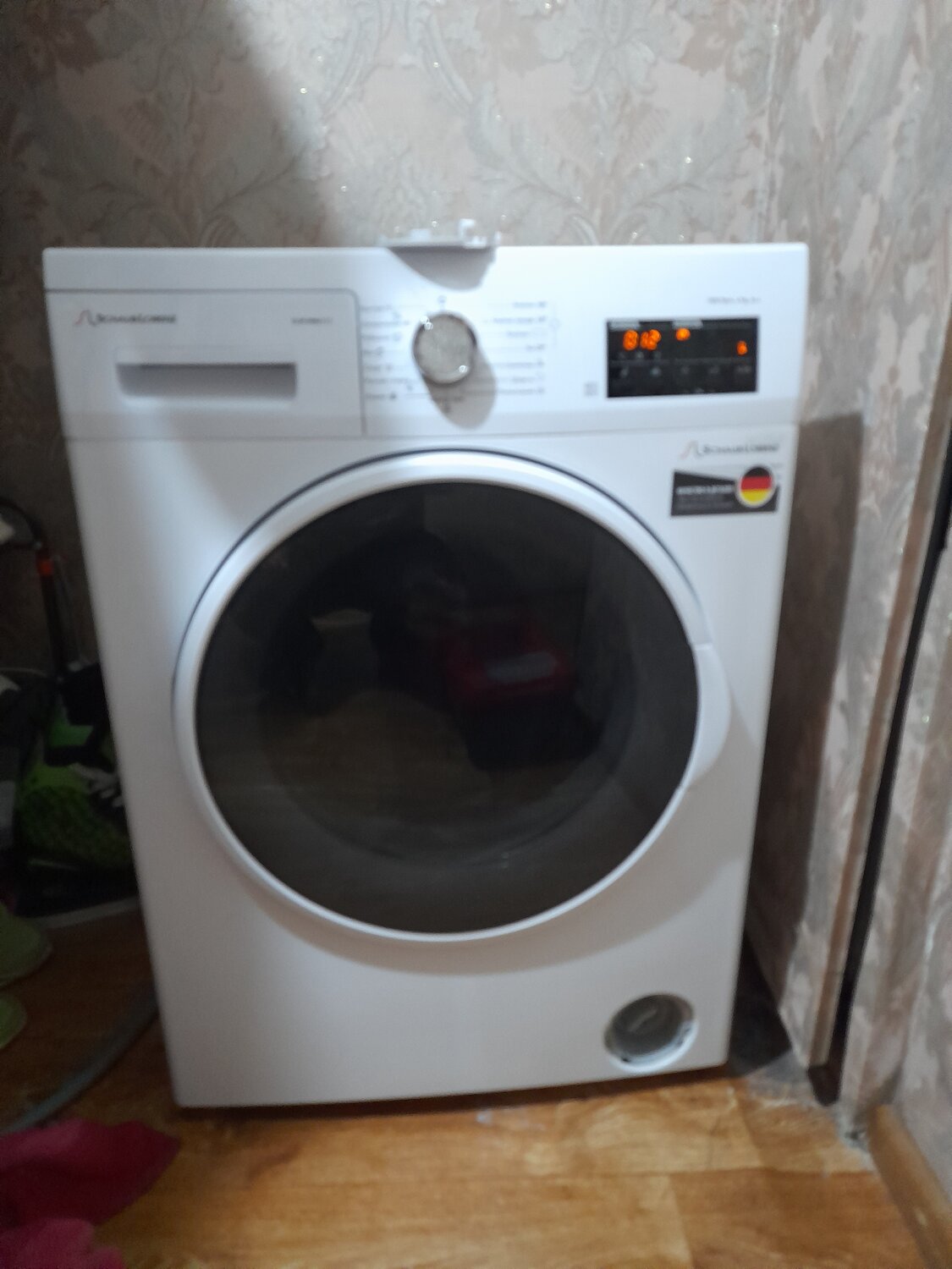 стиральная машина schaub lorenz slw mw6111, стиральная машина, стиральная машина с сушкой, стиральная машинка аристон хотпоинт rst 722, узкая стиральная машина