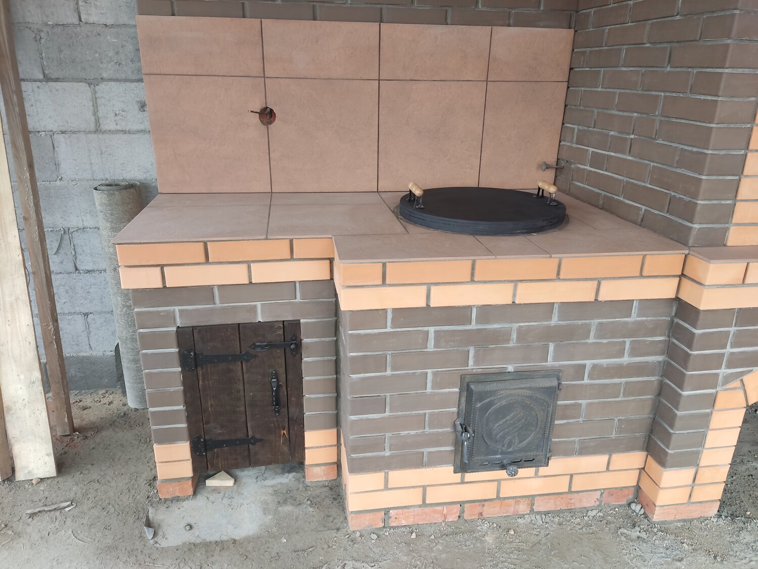 печь под мангал из кирпича, печь с мангалом, мангал из кирпича, печь под казан из кирпича, печь барбекю