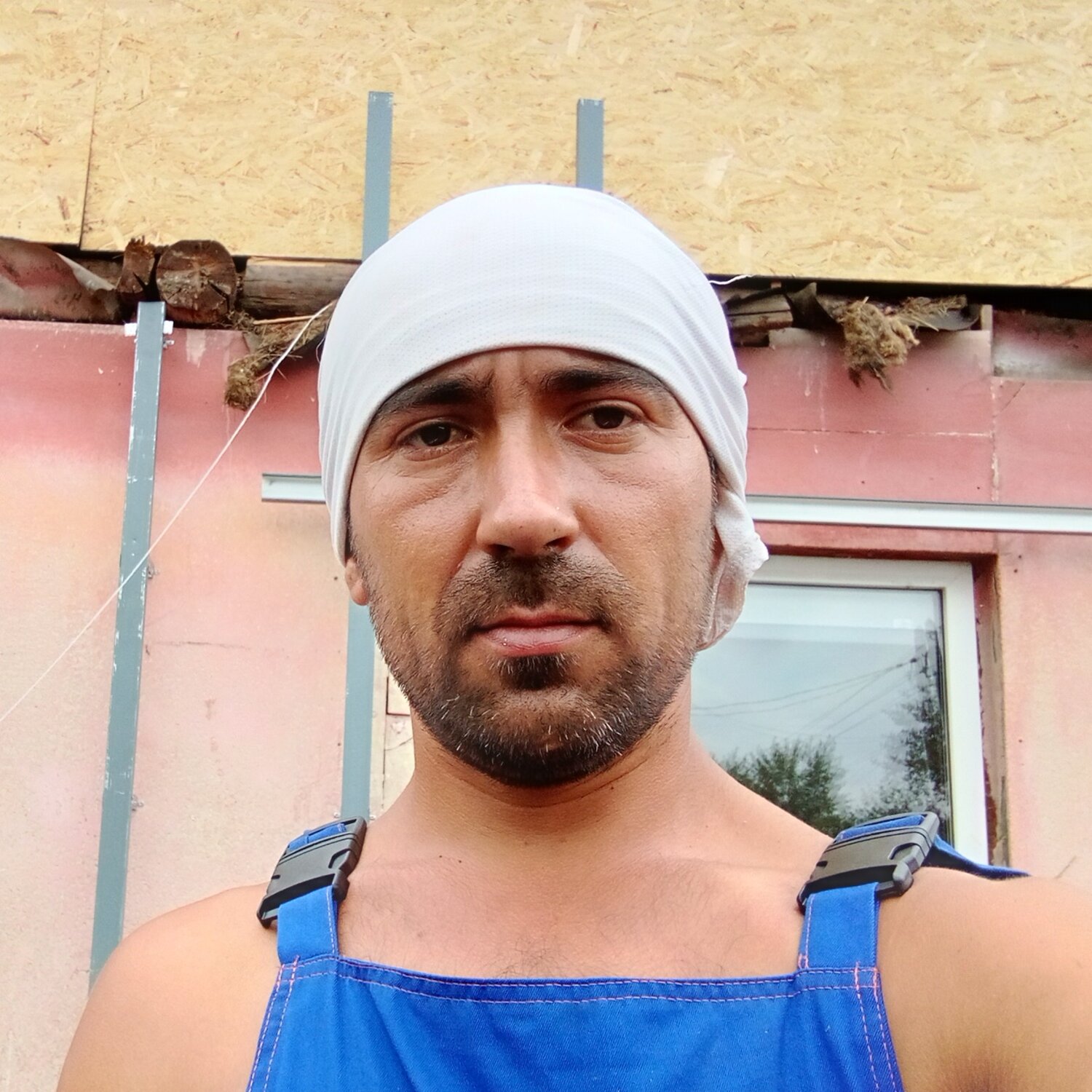 Сергей Комаров