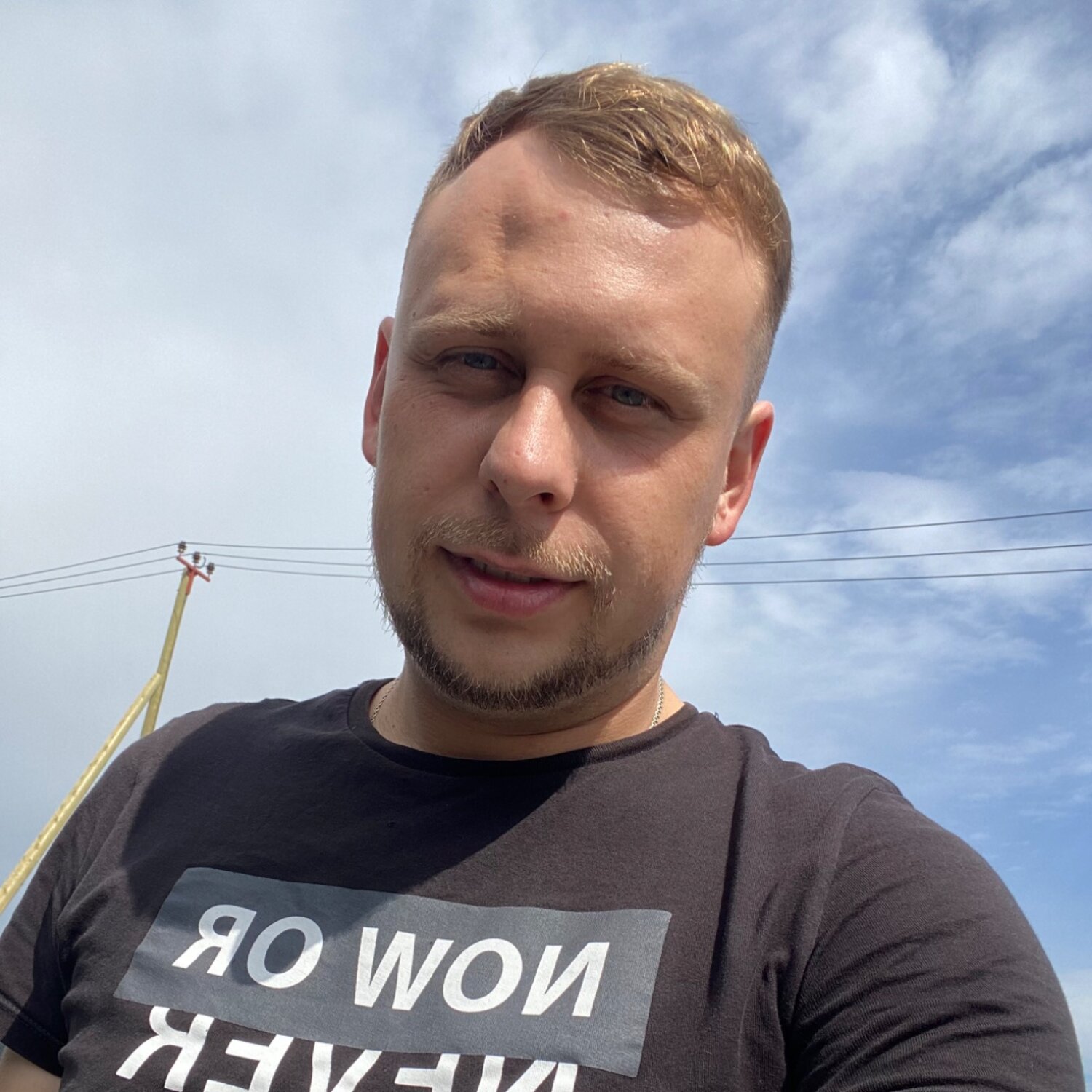 Дмитрий Д.