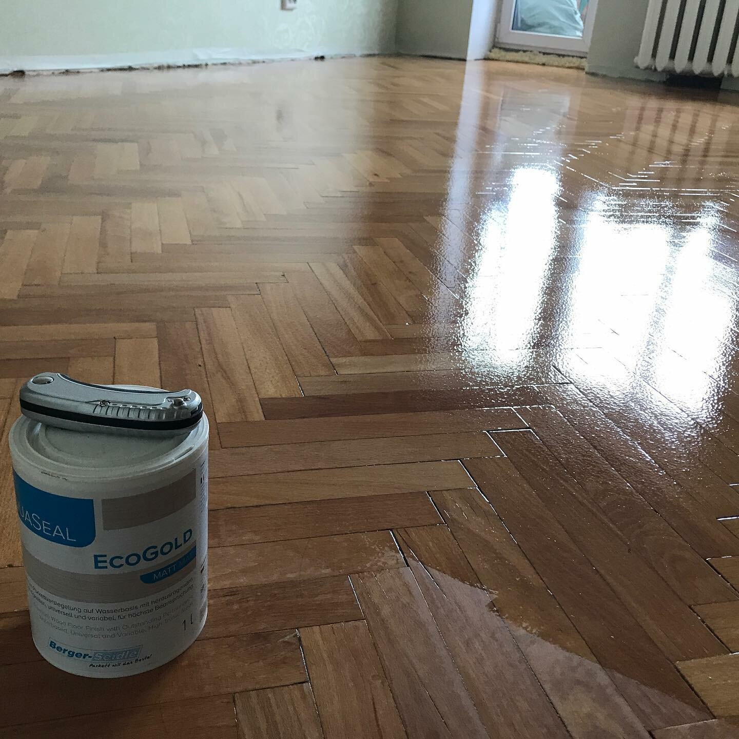 паркетный клей, лак паркетный, циклевка пола, паркет, деревянный пол