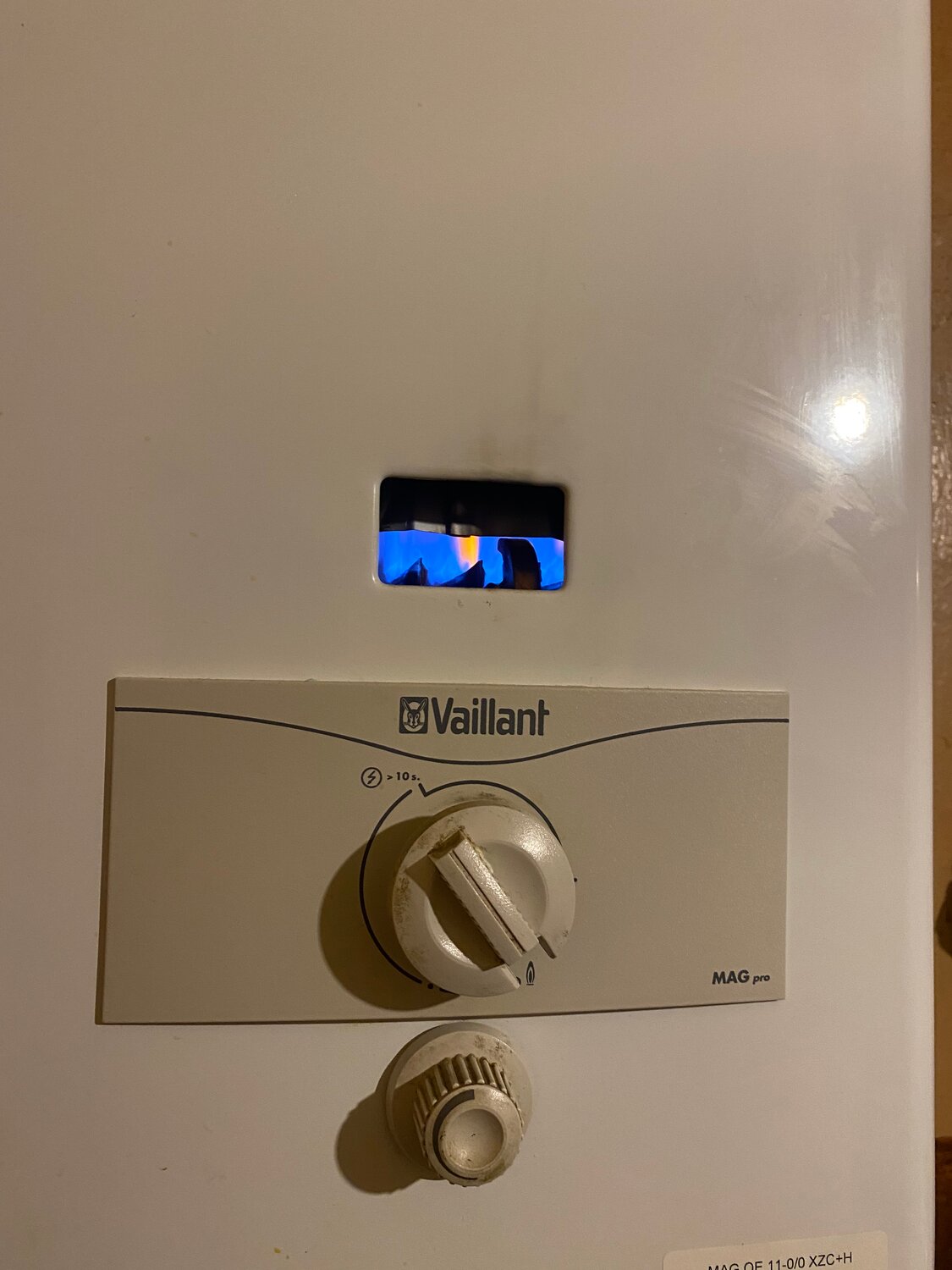газовая колонка vaillant mag, газовая колонка vaillant mag oe 11-0/0xz c+ 311187, газовая колонка vaillant, газовая колонка vaillant mag pro 11-0 xzc+h, бытовая техника