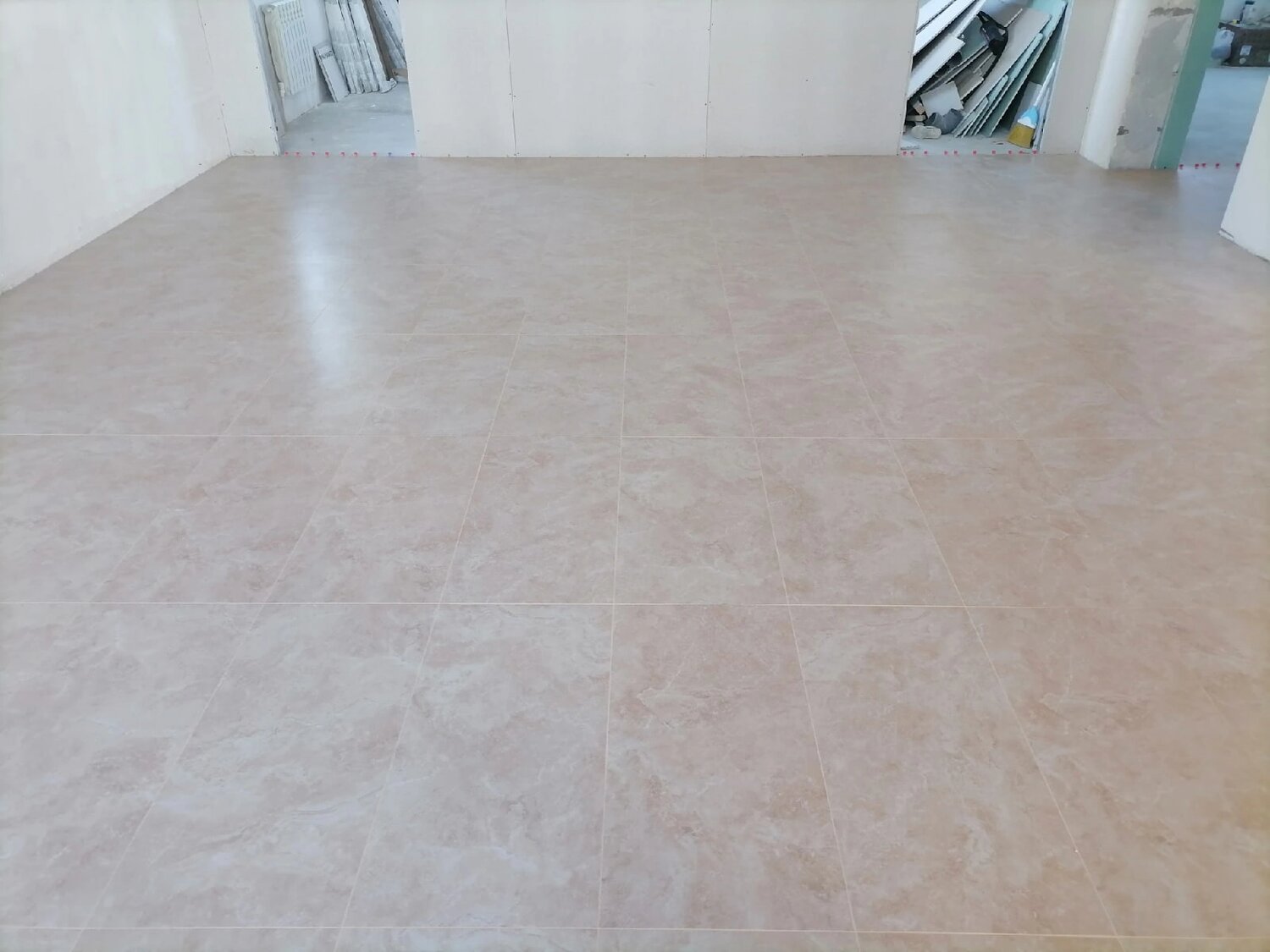 мрамор бежевый, пол под мрамор, плитка мраморная, мрамор крема марфил, пол из мрамора