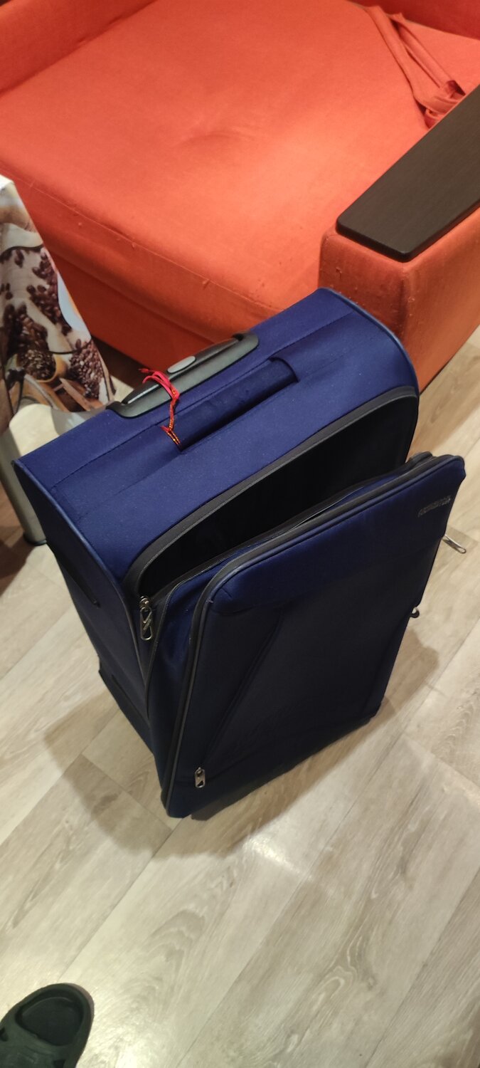 чемодан, большой чемодан, дорожный чемодан, чемодан с сумкой, roncato ironik чемодан