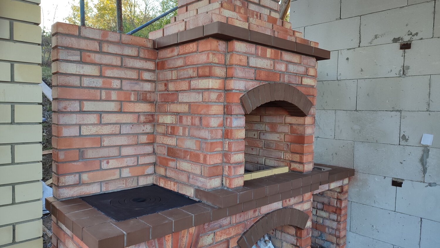 печи камины барбекю, барбекю комплекс из кирпича, печь барбекю, русская печь с мангалом, камин барбекю