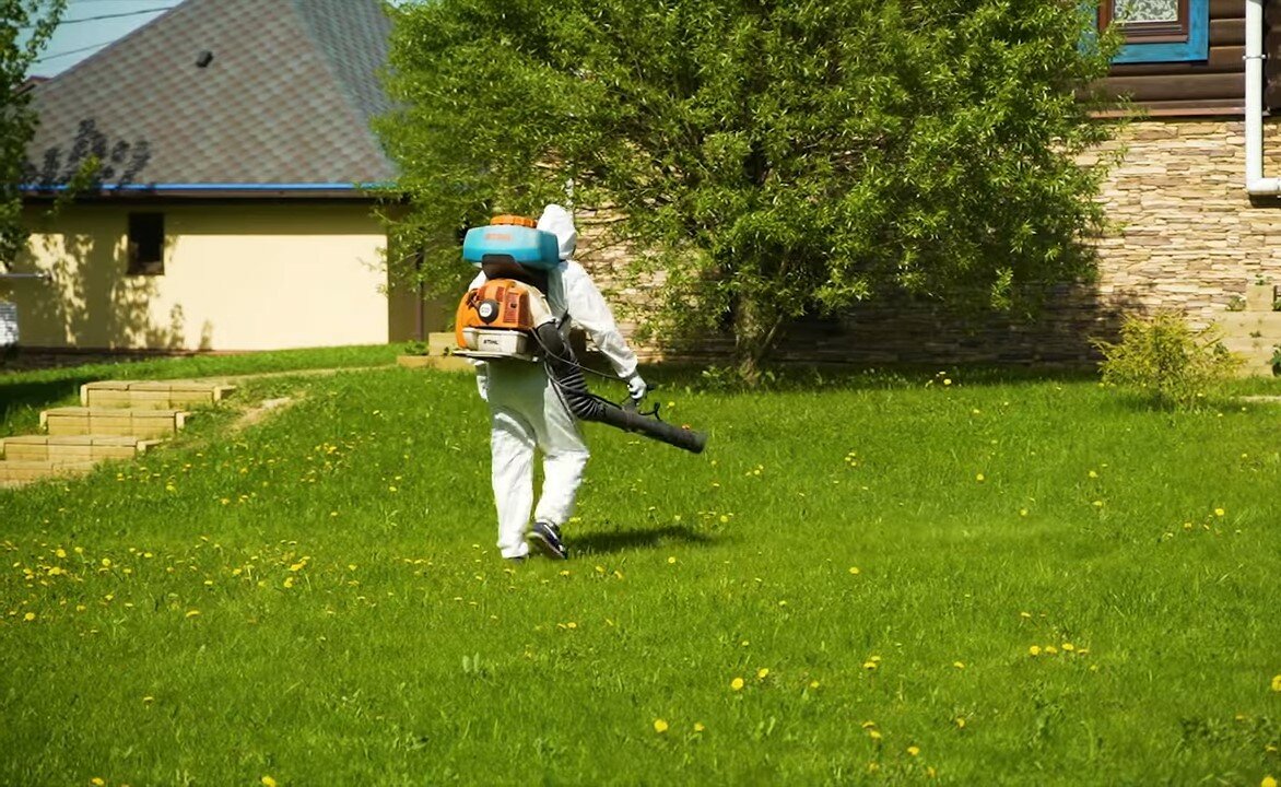 обработка от клещей, акарицидная обработка, обработка парков от клещей, обработка участков от клещей, обработка участка от клещей