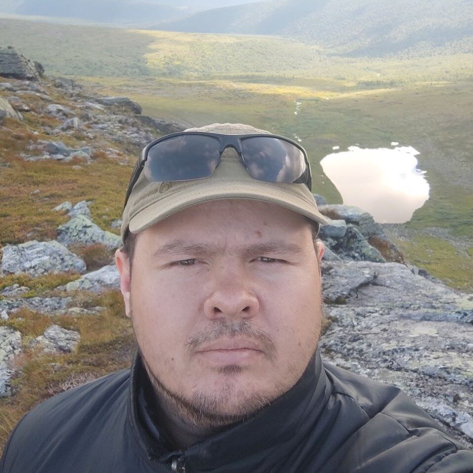 Сергей Степанов