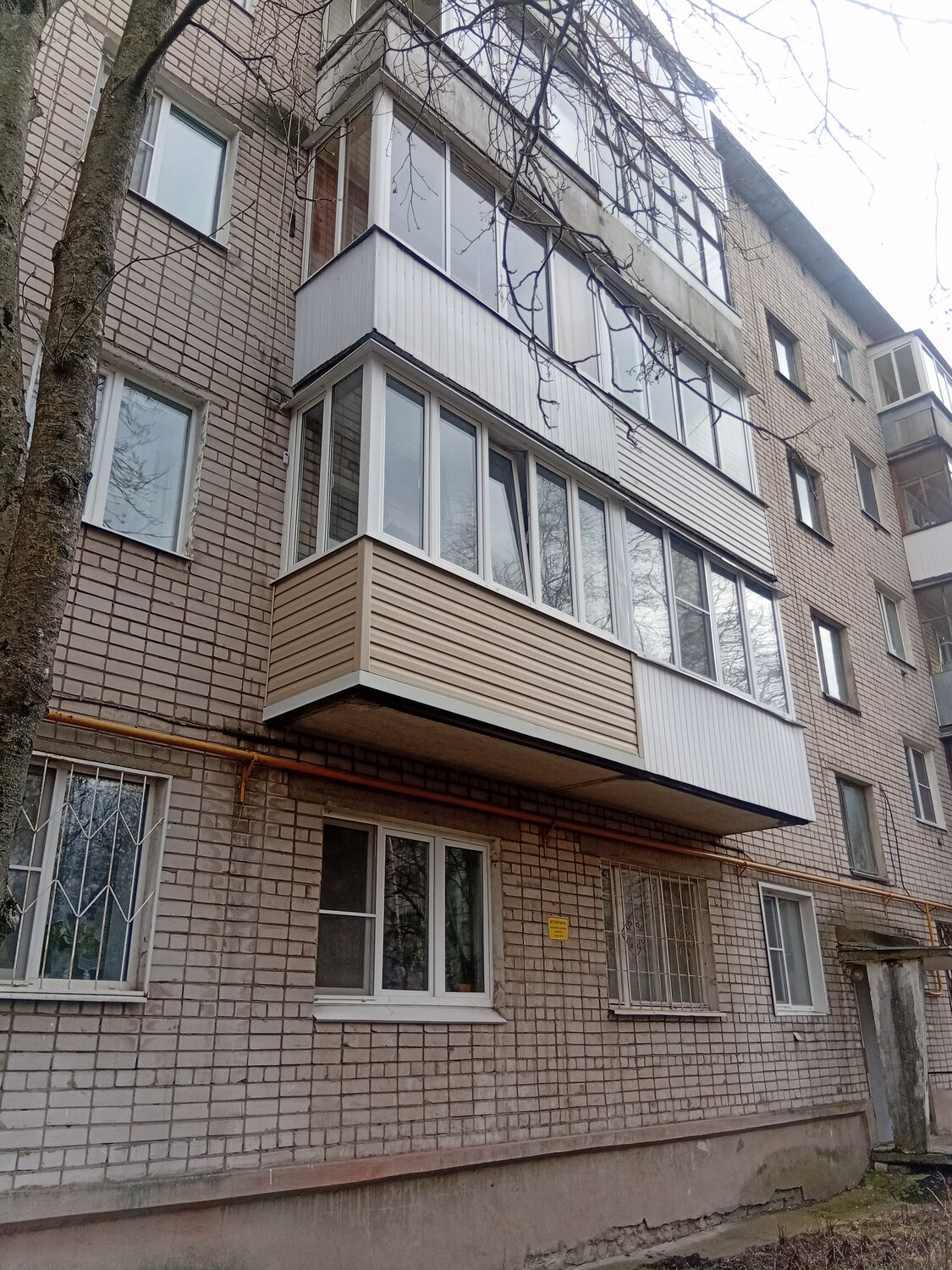 остекление балкона, наружная отделка балкона, остекление балкона в хрущевке, холодное остекление балкона в хрущевке, балкон сайдинг