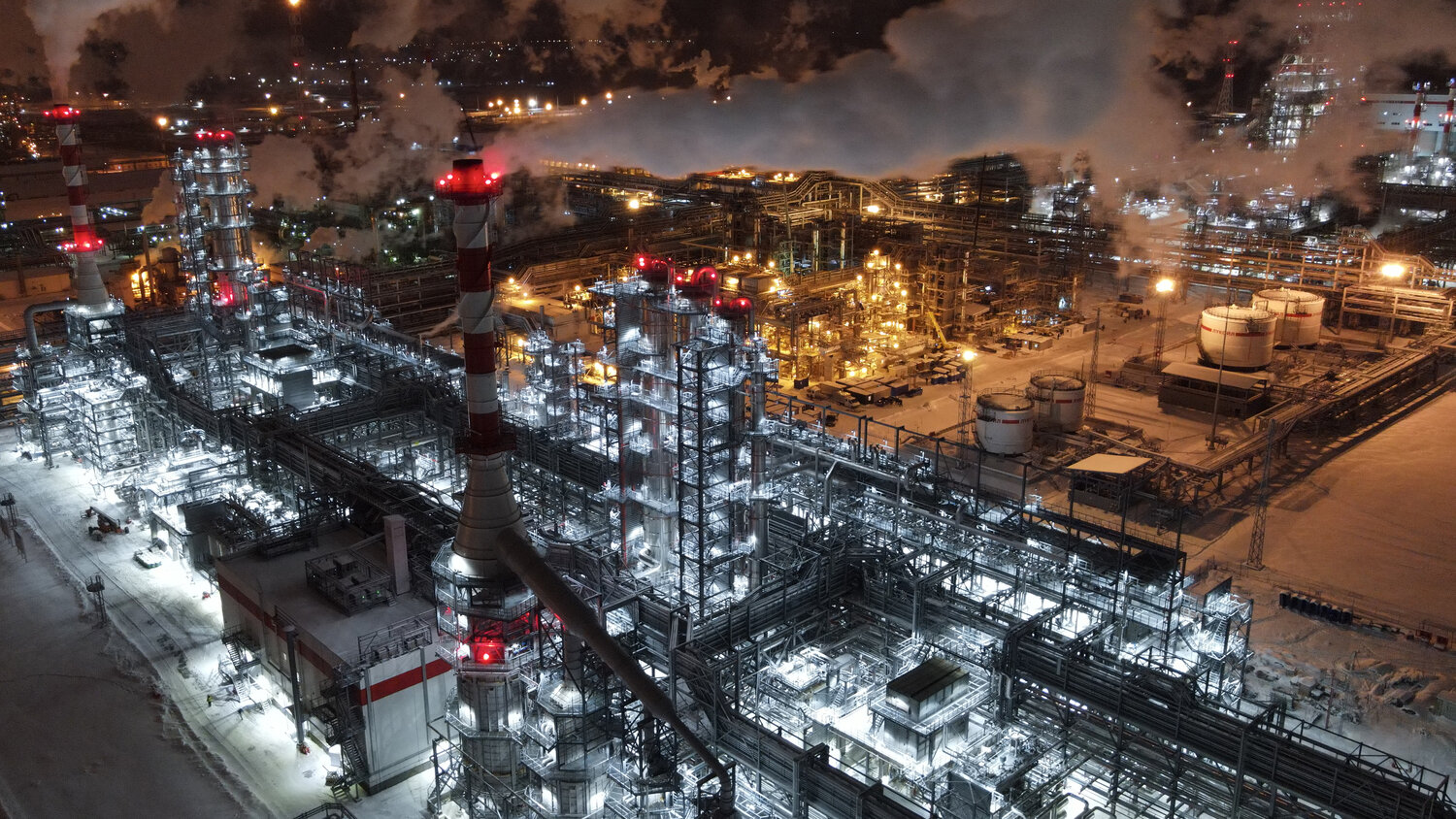 онпз омский нефтеперерабатывающий завод, сургут нефтеперерабатывающий завод, комсомольский нефтеперерабатывающий завод, нефтеперерабатывающие заводы, новороссийск нефтеперерабатывающий завод