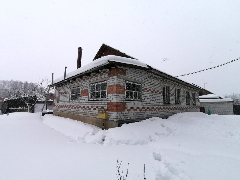 дом в, здание, дома в селе, кирпичный дом в деревне, дома дачи