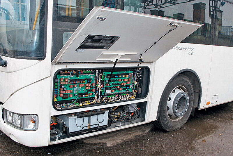 релейный клапан на автобус iveco france crossway, нефаз-5299 автобус двигатель, электробус камаз 6282 аккумуляторы, городской автобус, маз 203 двигатель