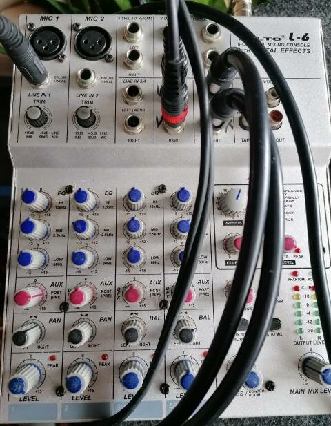 микшерный пульт behringer, alto l6 микшер, микшерный пульт, микшер behringer eurorack ub1002, alto l8 микшер