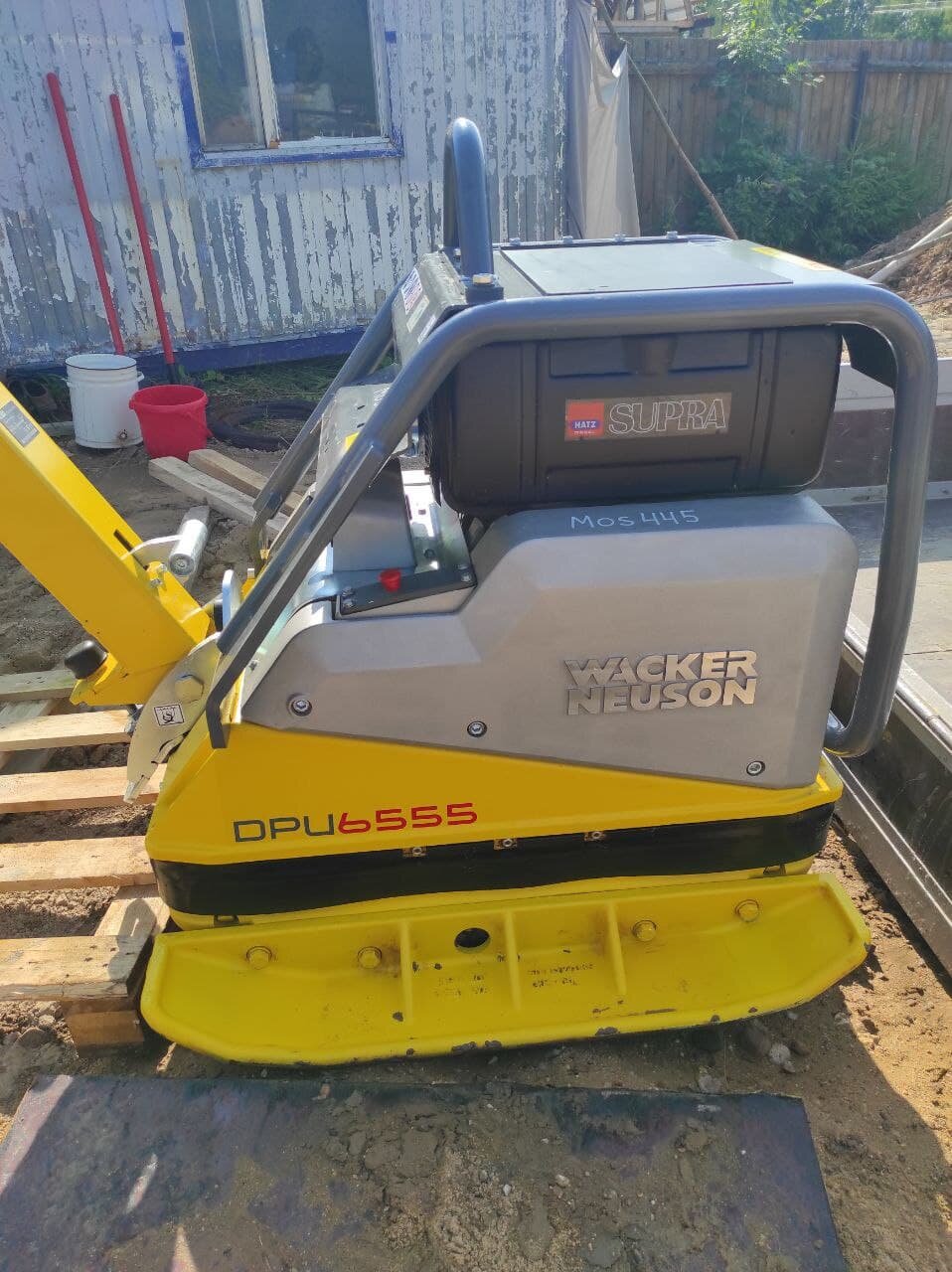 wacker neuson реверсивная виброплита bpu 5545a 5100009657, виброплита дизельная wacker neuson dpu 7060fe с пультом управления, виброплита wacker neuson dpu 6555 heap, виброплита wacker neuson bpu-5545a, виброплита wacker neuson dpu 5545