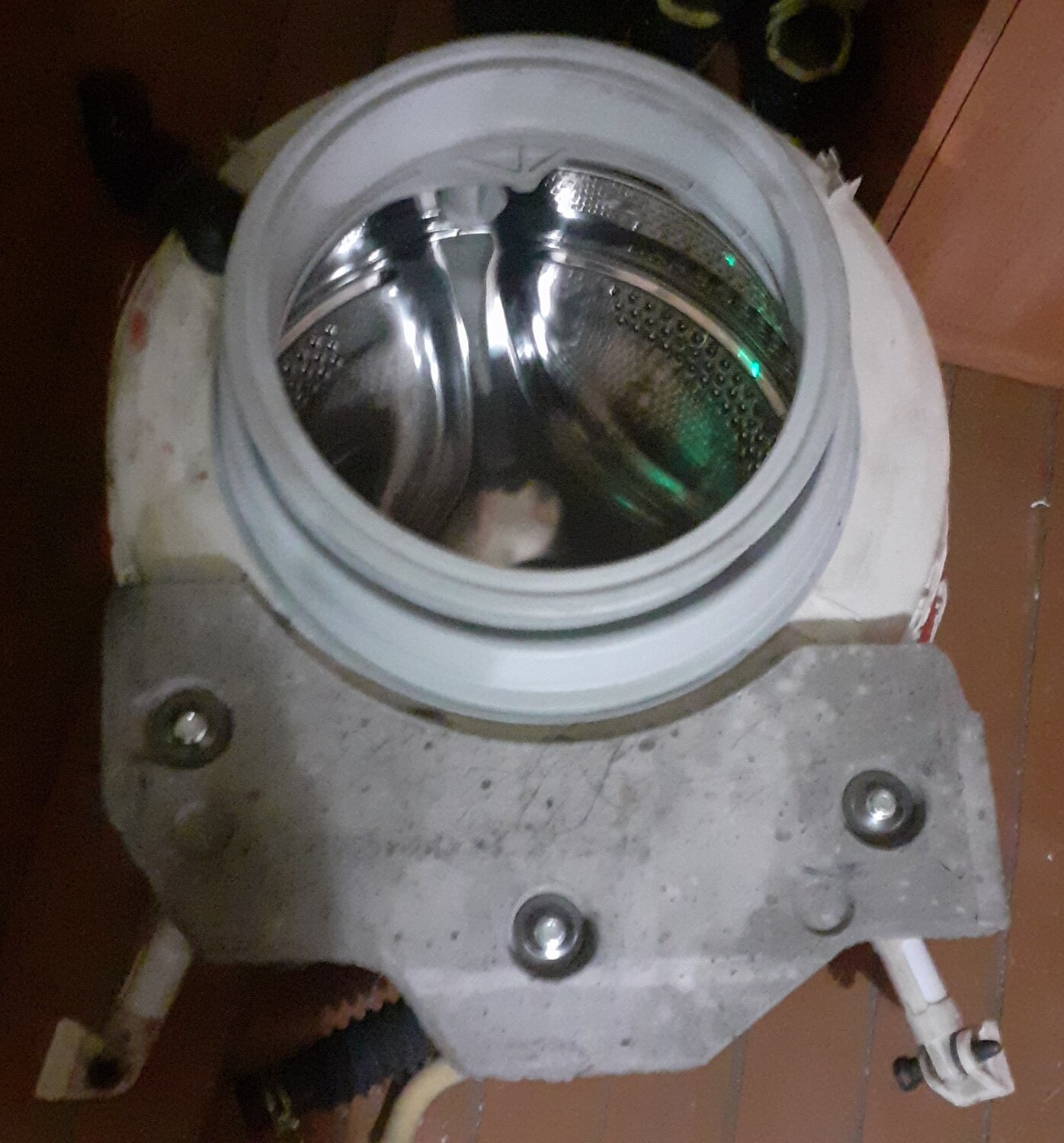 стиральная машинка ока, стиральная машина indesit, бак стиральной машины, стиральная машина индезит, стиральная машина бу