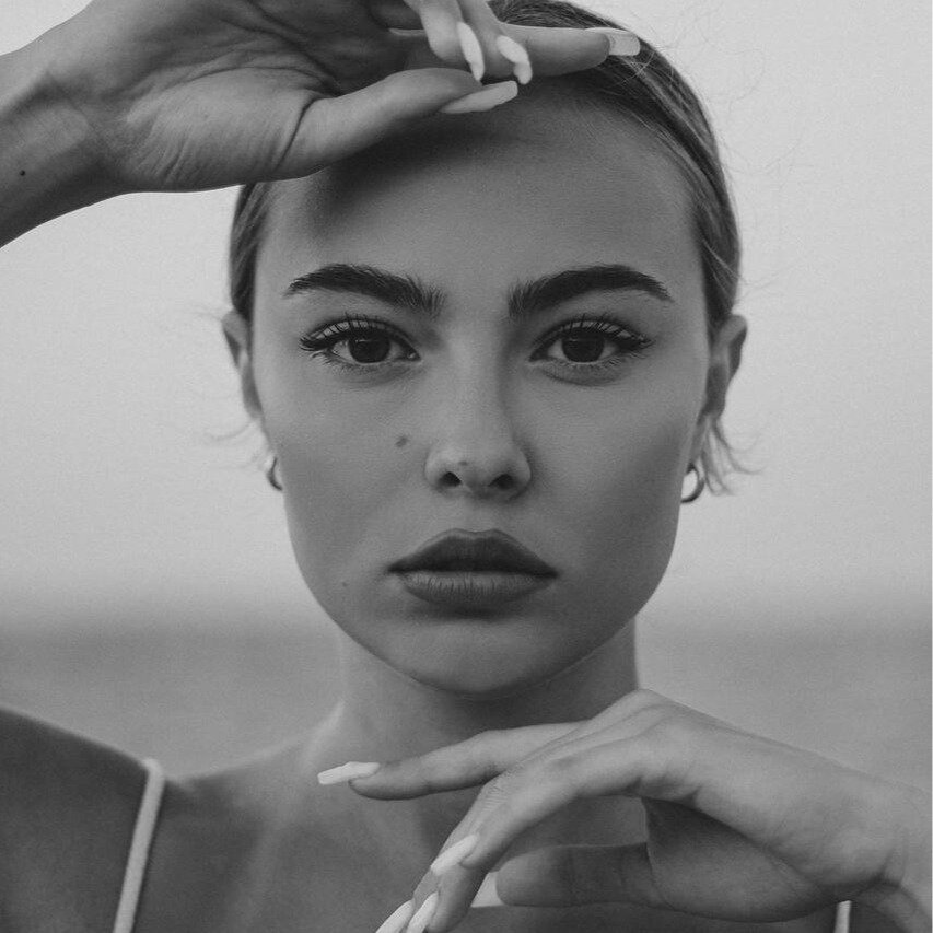 Алина Исянова