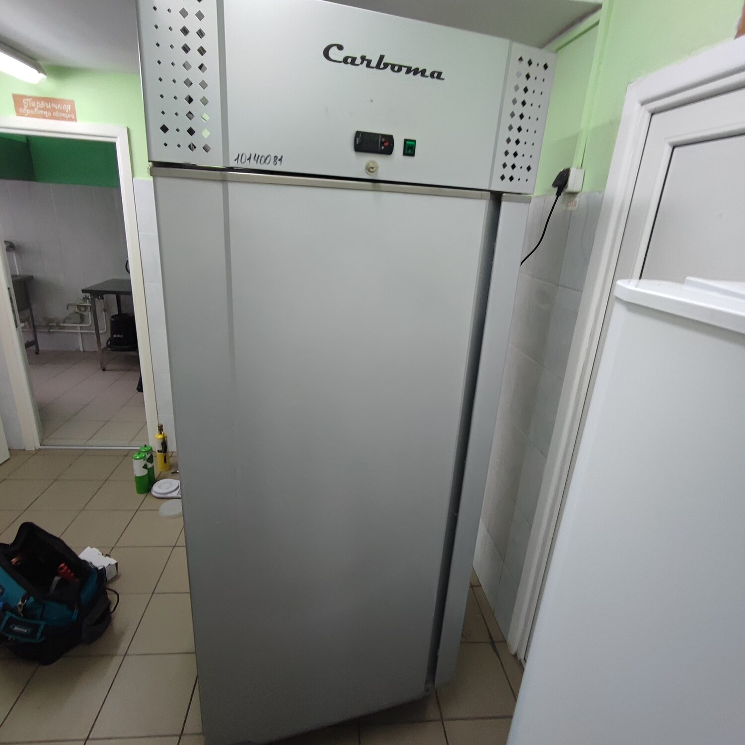 шкаф холодильный carboma r700, шкаф холодильный carboma r1400, шкаф морозильный, холодильный шкаф, холодильник бу