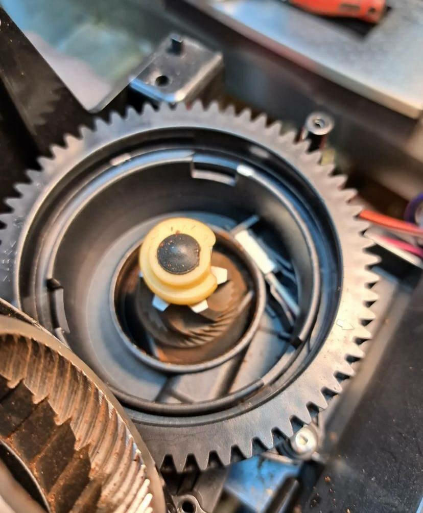 сервопривод toyota corolla 120, шестерня сервопривода волга сайбер, шестерня редуктора, ремонт кофемашин, шестерня дроссельной заслонки opel astra h