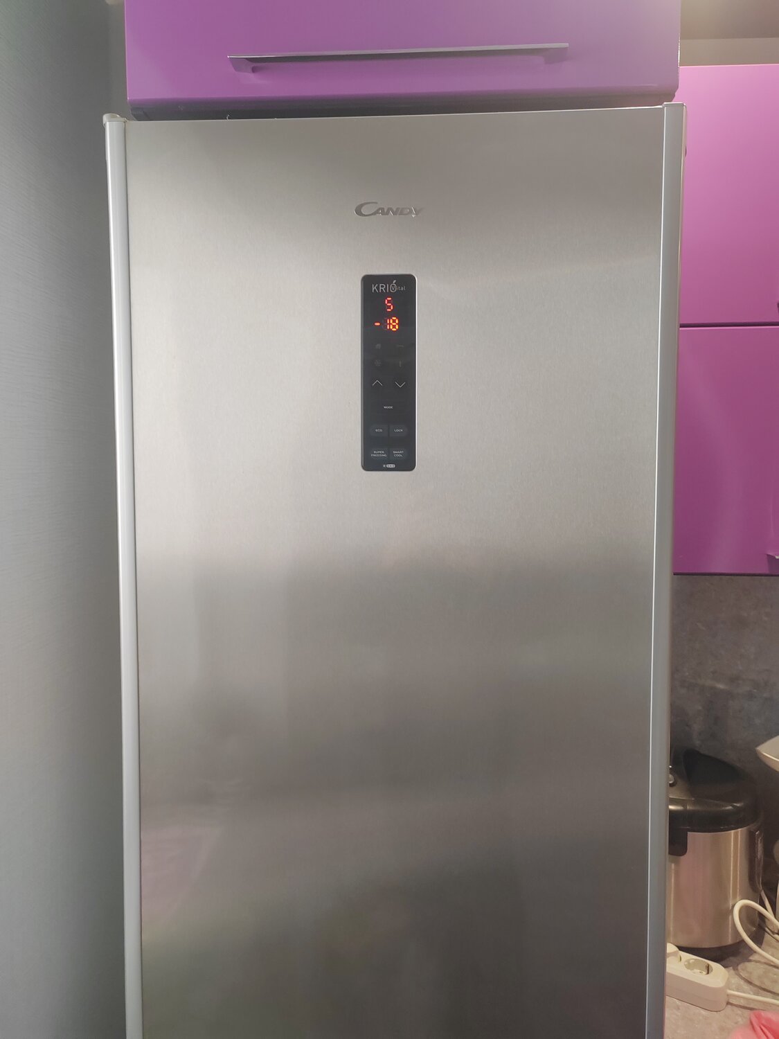 холодильник, двухкамерный холодильник, бытовая техника, бытовая техника холодильник, морозильный шкаф