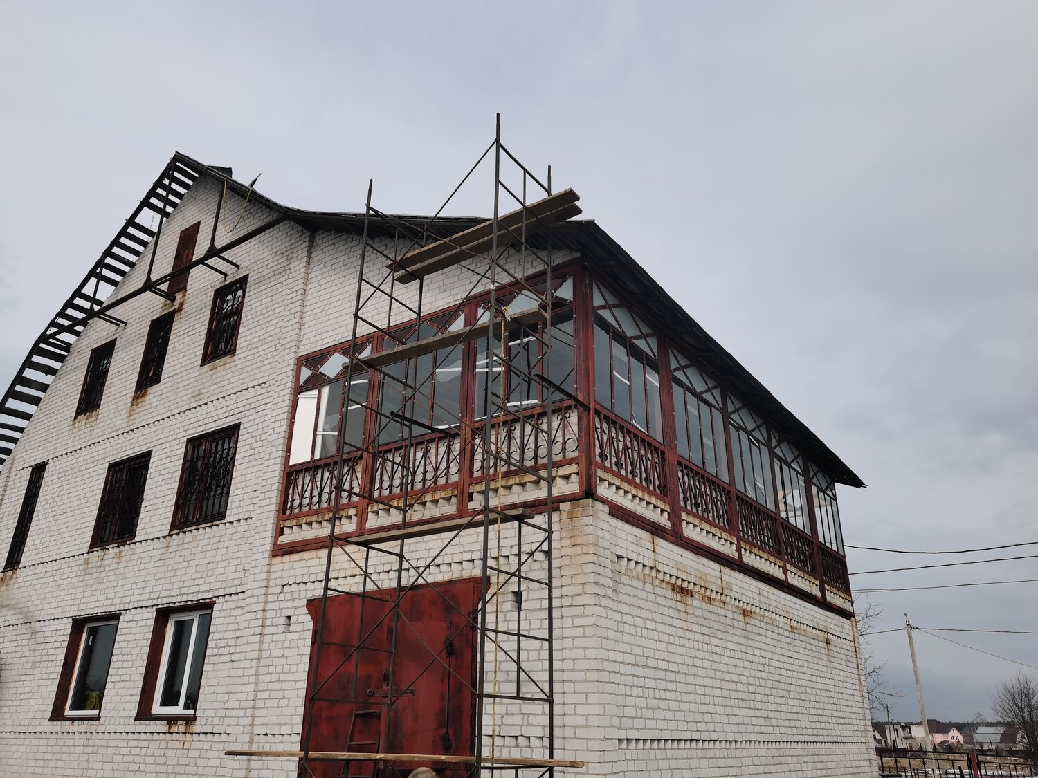 дом в, загородный дом, дачный дом, дом в селе, дом здание