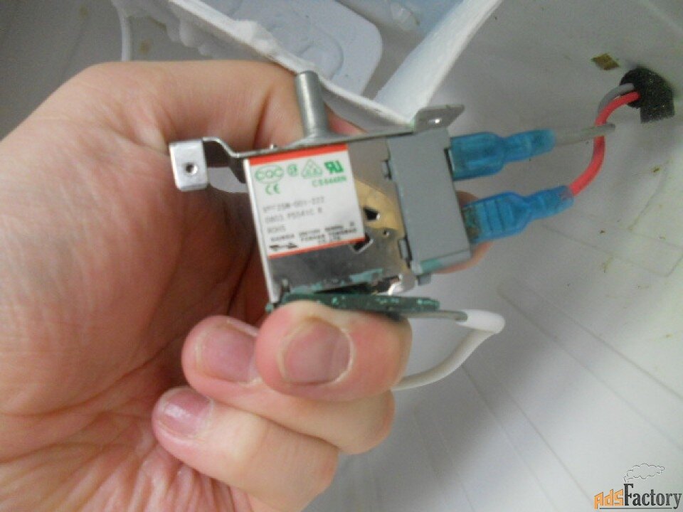 терморегулятор холодильника, термостат холодильника, терморегулятор холодильника daewoo wpf 18 л, замена терморегулятора в холодильнике, терморегулятор