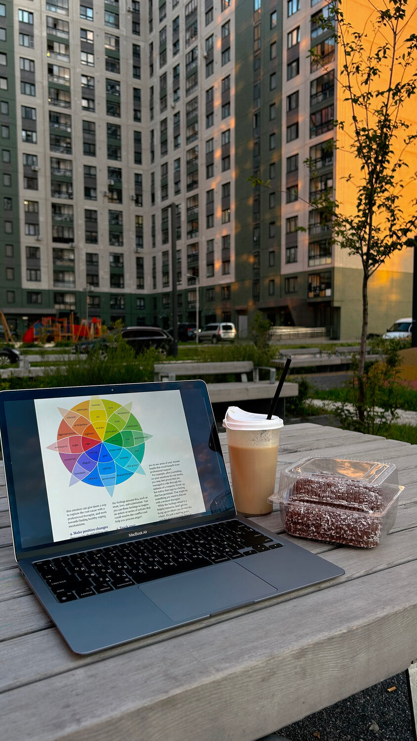 экран, apple macbook air (m1, 2020), ноутбук, ноутбук хороший, macbook pro 2017