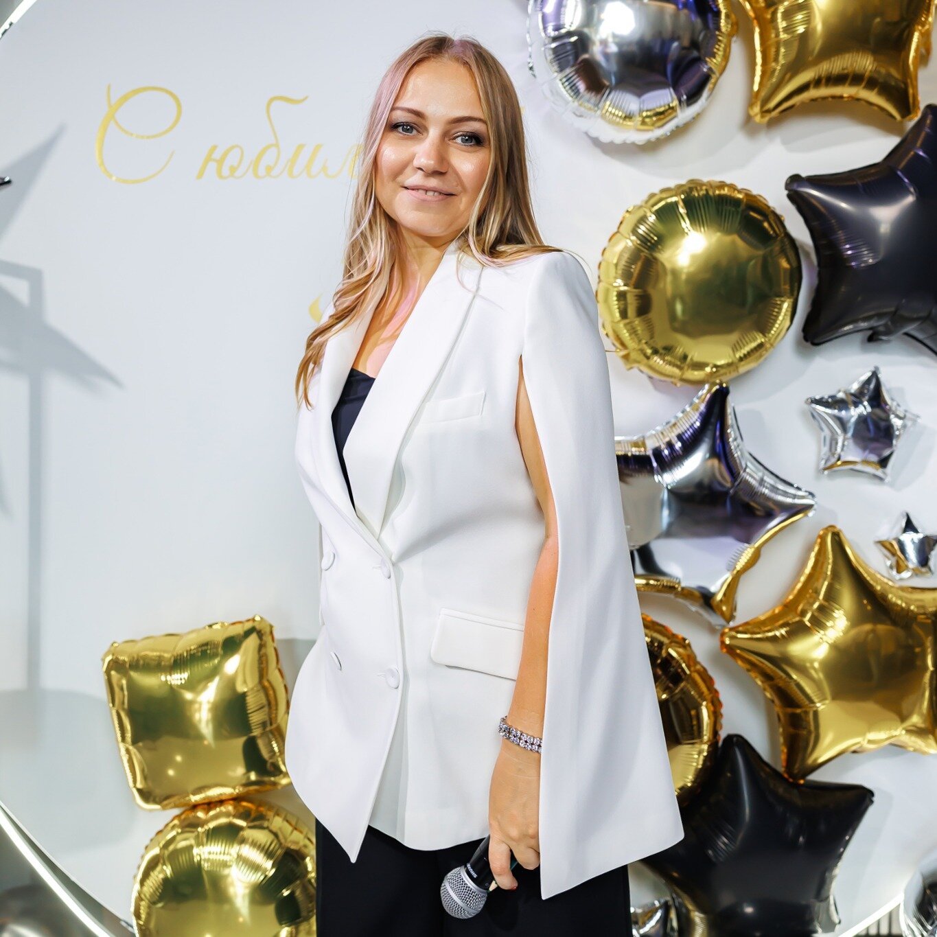 Елена Юрова