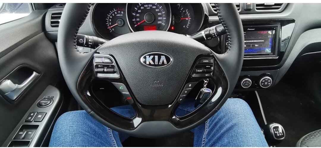 руль киа рио, kia rio 2015 руль, руль киа рио 3, мультируль kia rio 3, руль киа рио 3 рестайлинг