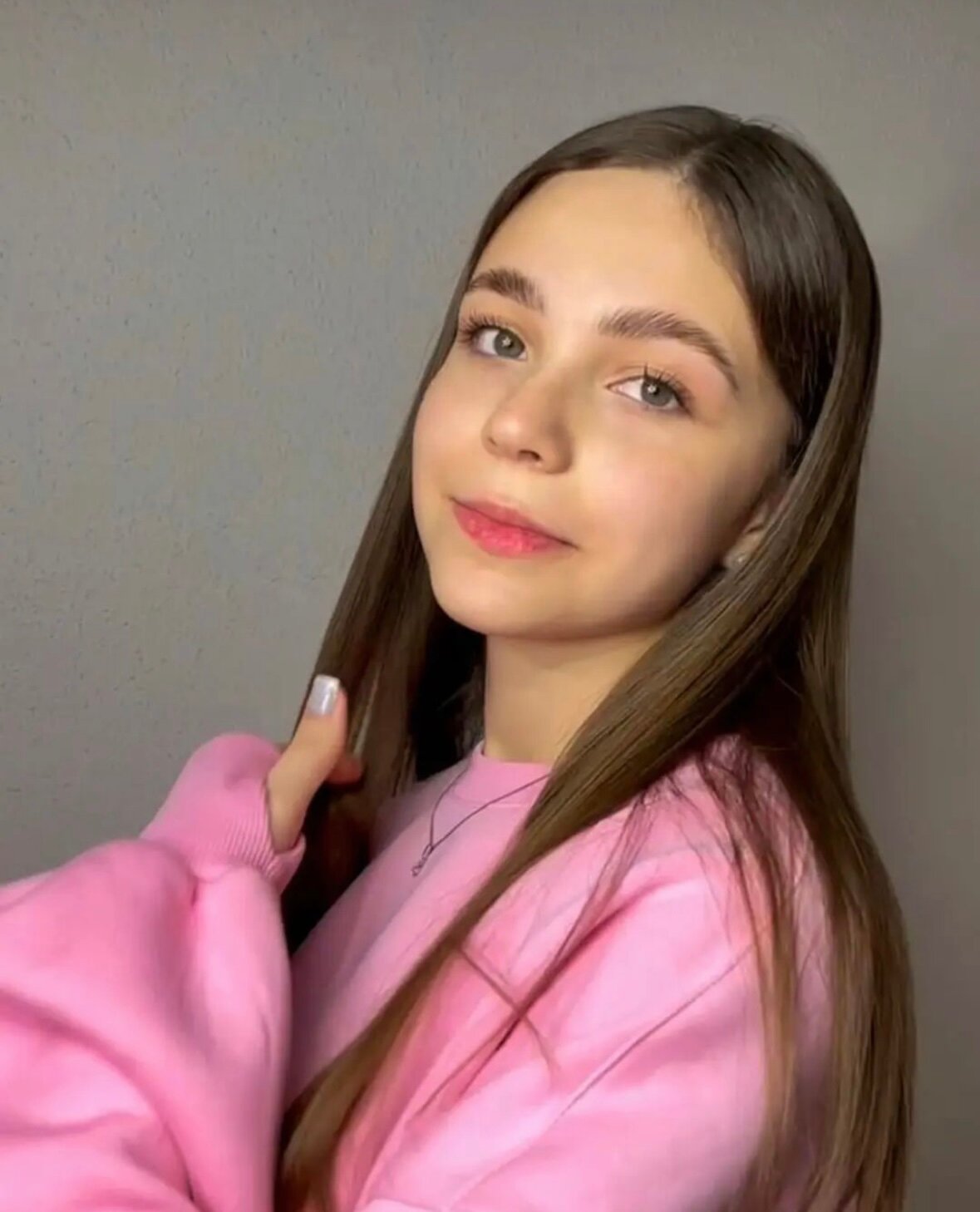 катя адушкина, катя адушкина 2021, девушка, людей, катя адушкина тик ток 2021