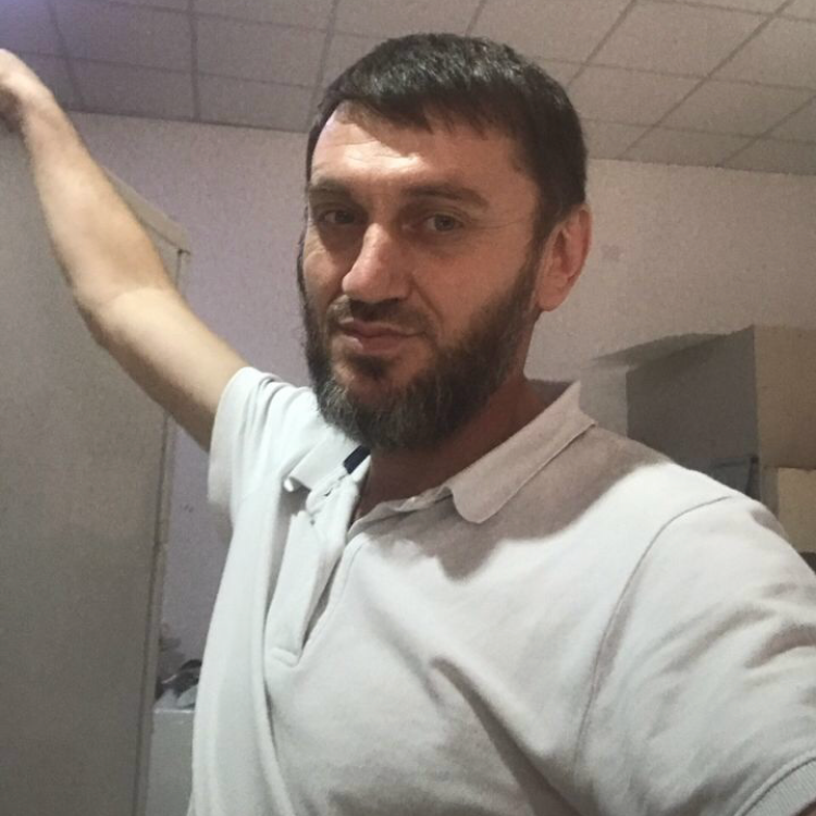 Али Алиев