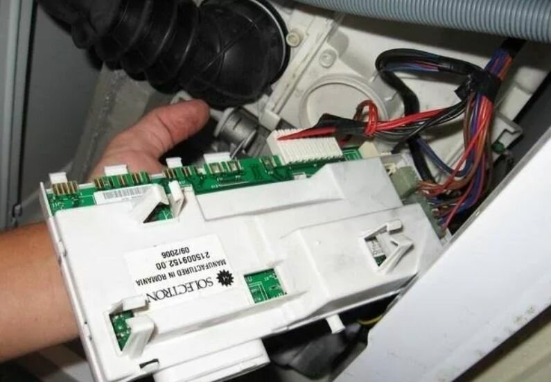 блок управления стиральной машиной indesit, стиральная машина индезит с электронным блоком управления, модуль стиральной машины indesit w 101, модуль управления стиральной машиной, индезит подключить модуль стиральной