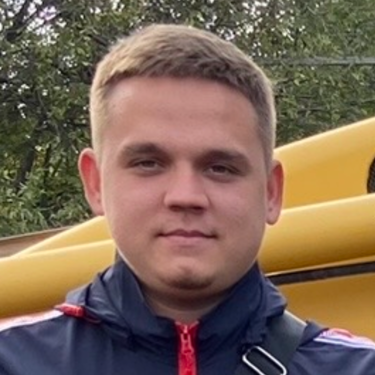 Михаил Радов