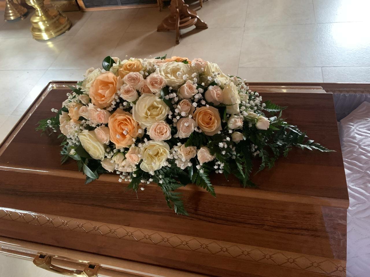 цветы похоронные, цветы на похороны, венки на похороны, венок на гроб, организация похорон