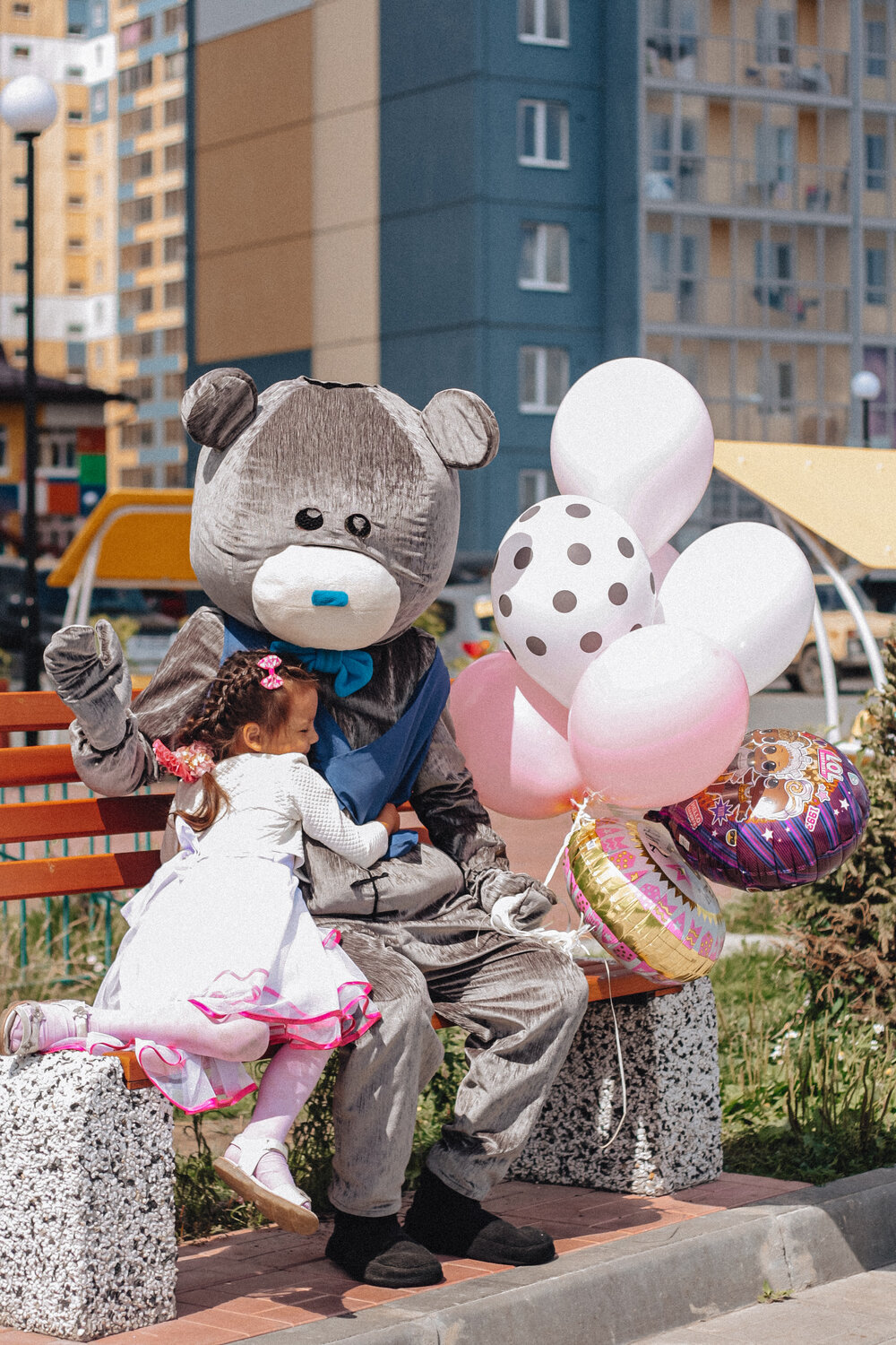 выписка из родддомамишка тедди ростовая кукла, ростовая кукла на выписку из роддома, мишка тедди на выписку из роддома, встреча из роддома, выписка из роддома с ростовыми куклами
