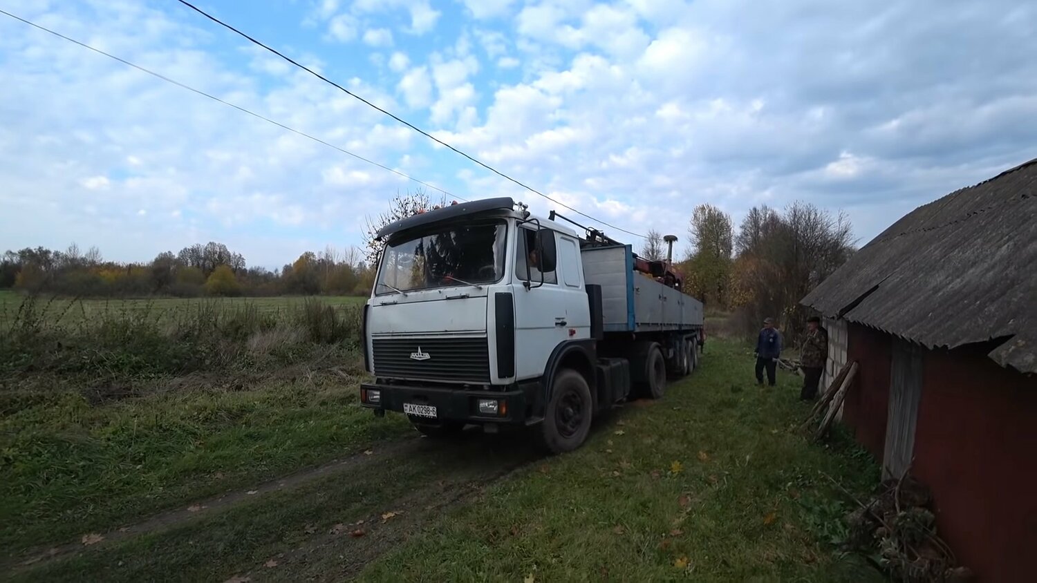 маз, маз тягач, грузовик маз 6303 зерновоз, седельный тягач маз, маз зерновоз