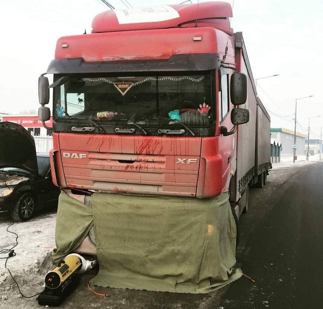 грузовик скания, автомобиль, разбитая скания, авария в малом придавило кабиной, грузовой автомобиль