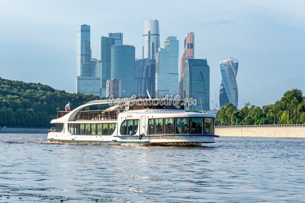 теплоход ривер палас, теплоход рио парк горького, теплоход ривер лаунж, теплоход морис москва, теплоход рэдиссон