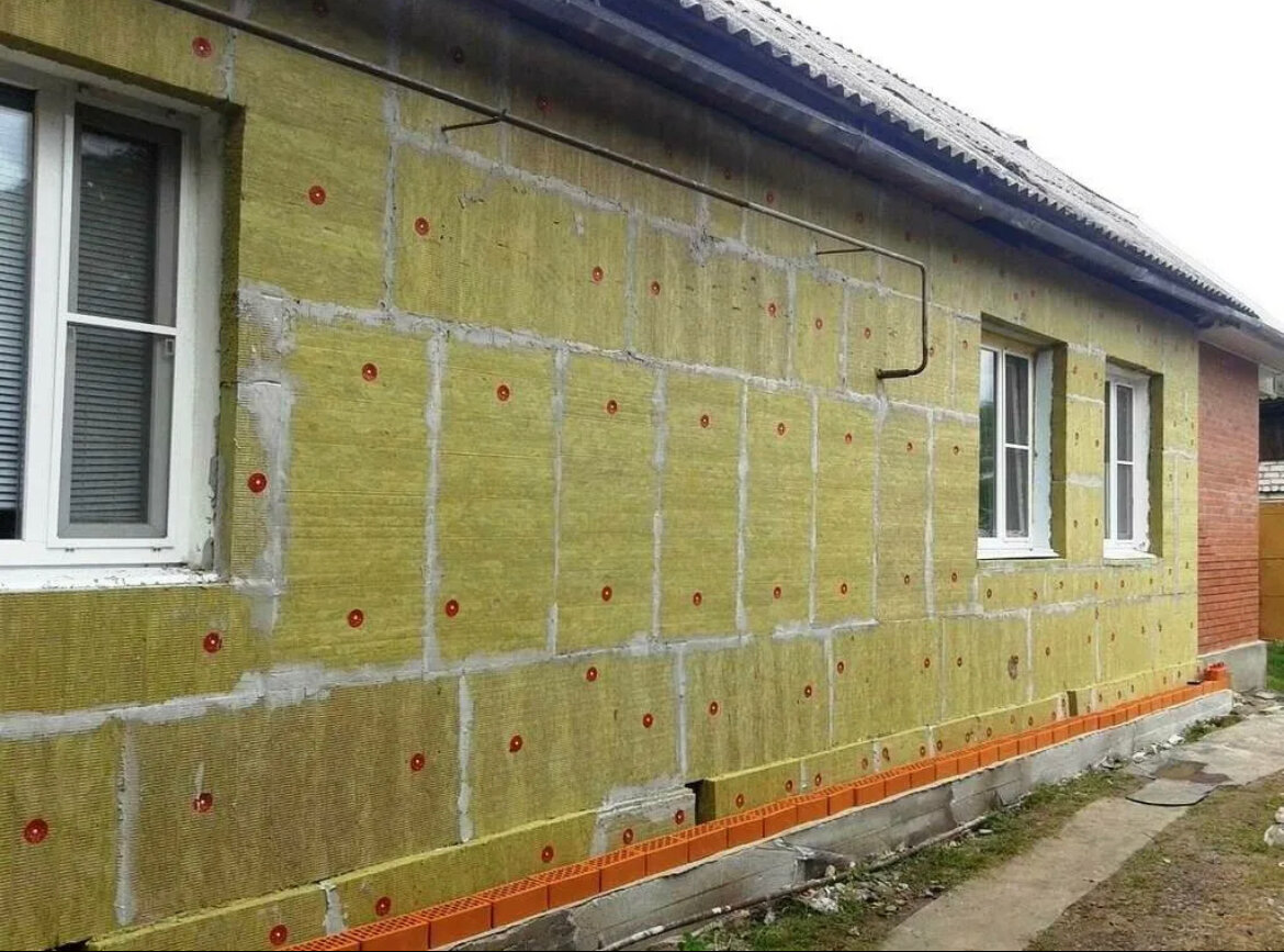 утепление фасада, утепление фасада дома, утепление стен дома, утепление стен дома снаружи, утеплить дом снаружи