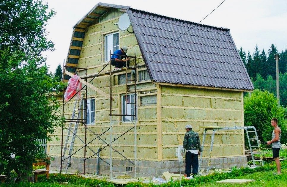 утепление деревянного дома, утепление стен деревянного дома снаружи, утепление деревянного дома снаружи, утепление дома, утеплитель для стен снаружи деревянного дома