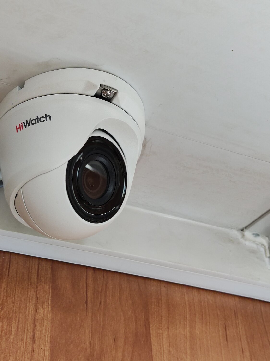 камера hiwatch, камера купольная, камера ahd, ip-камера, ip камера hikvision