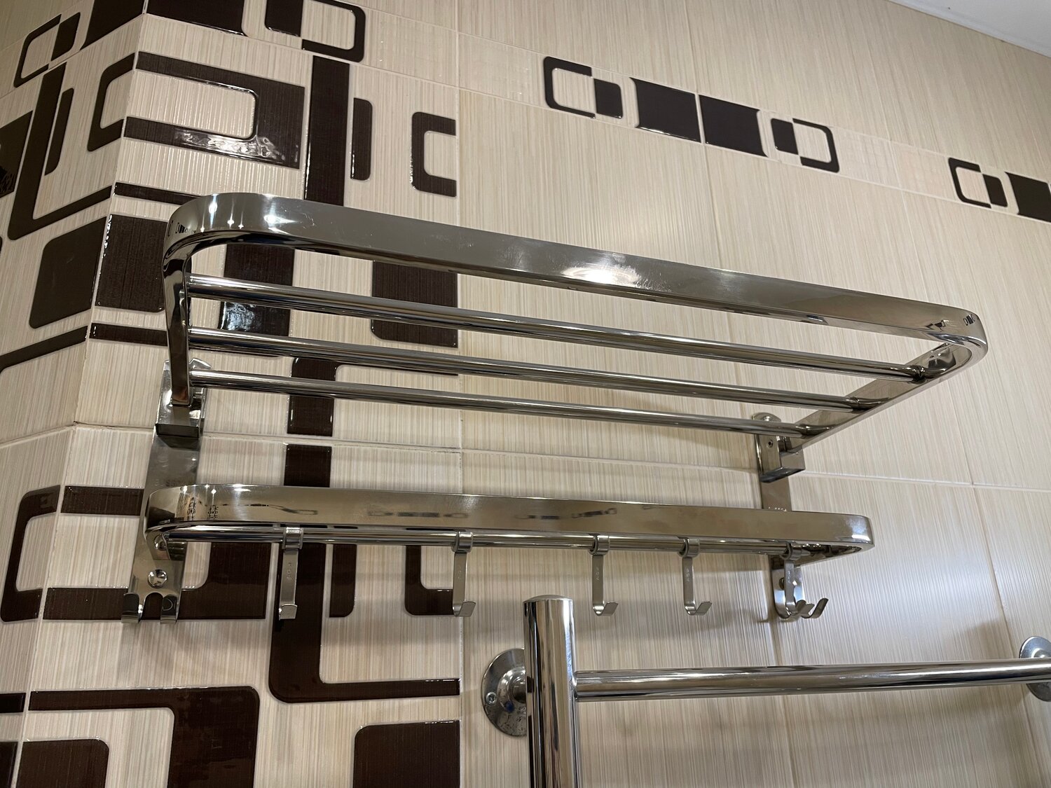 полка с держателем для полотенца, полка откидная с держателем полотенец, полка для полотенец, сушилка для белья stainless steel towel rack, полка настенная с держателем для полотенец и крючками