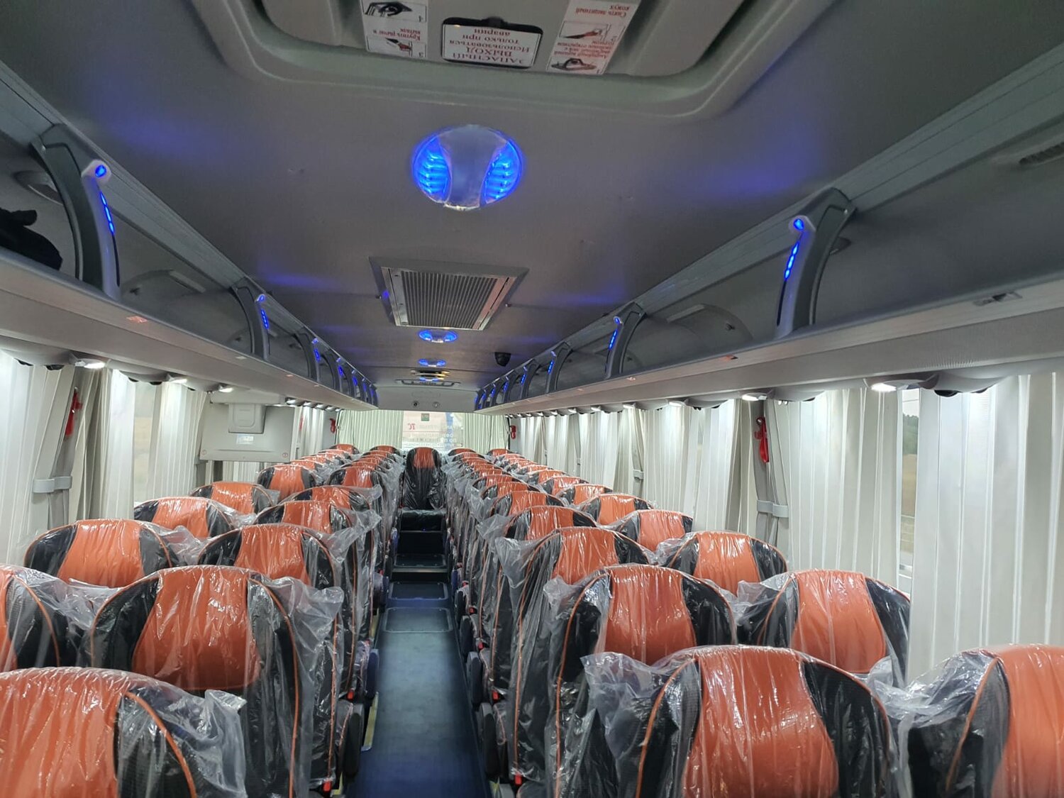 туристический автобус ютонг 6122, автобус, автобус комфорт, комфортабельный автобус, автобус туристический
