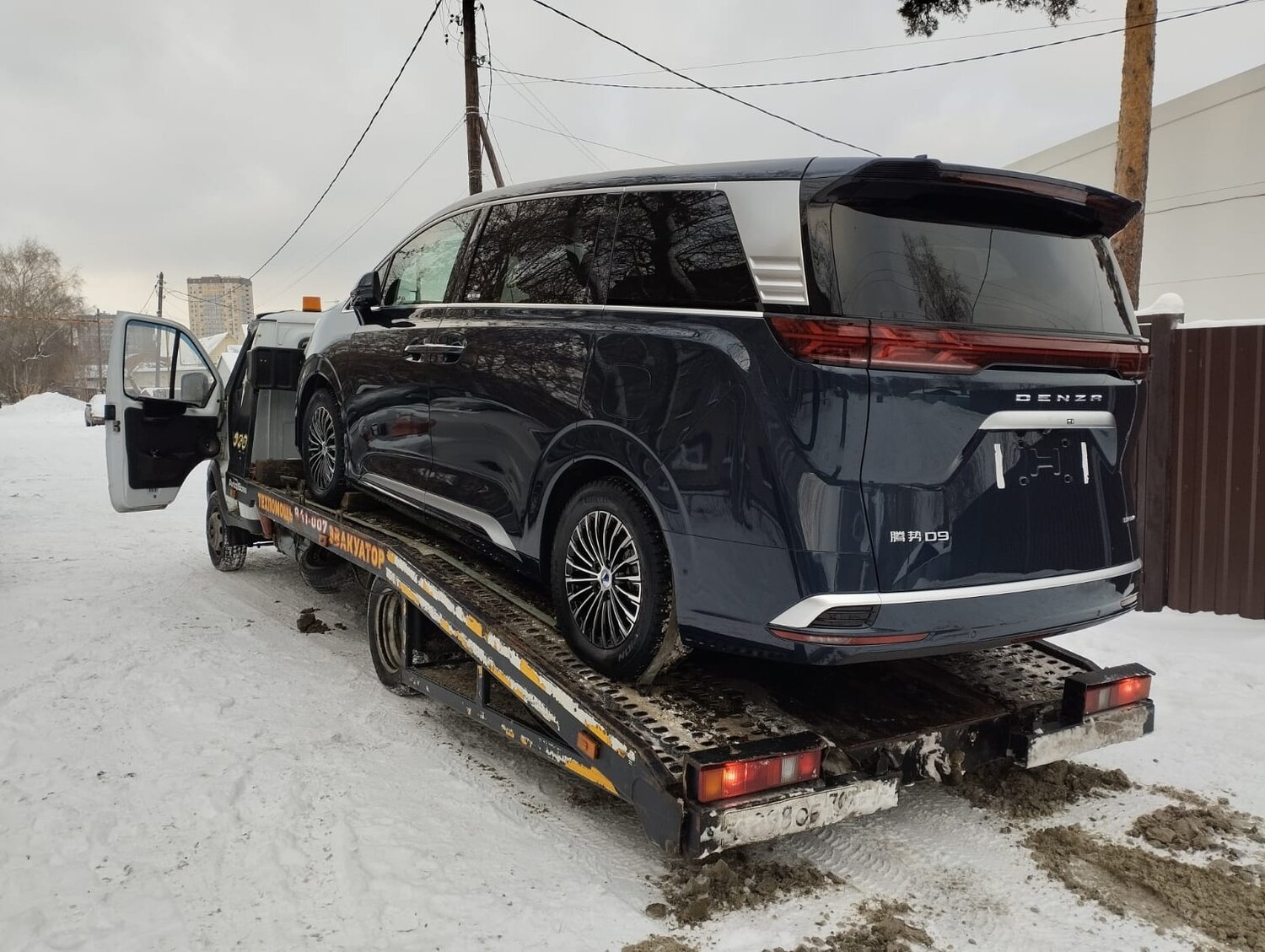 тойота альфард 2018 гибрид, byd минивэн denza d9, тойота альфард гибрид, альфард тойота 2018, тойота альфард 2023