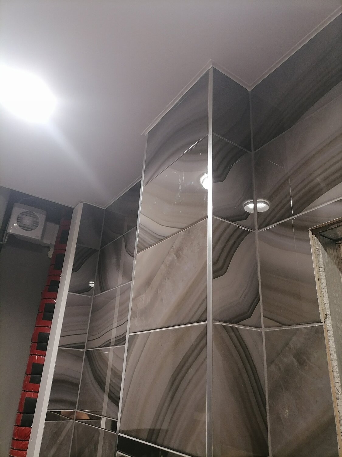 интерьер, ванная комната, зеркальный шкаф, дизайн интерьера, ремонт ванной