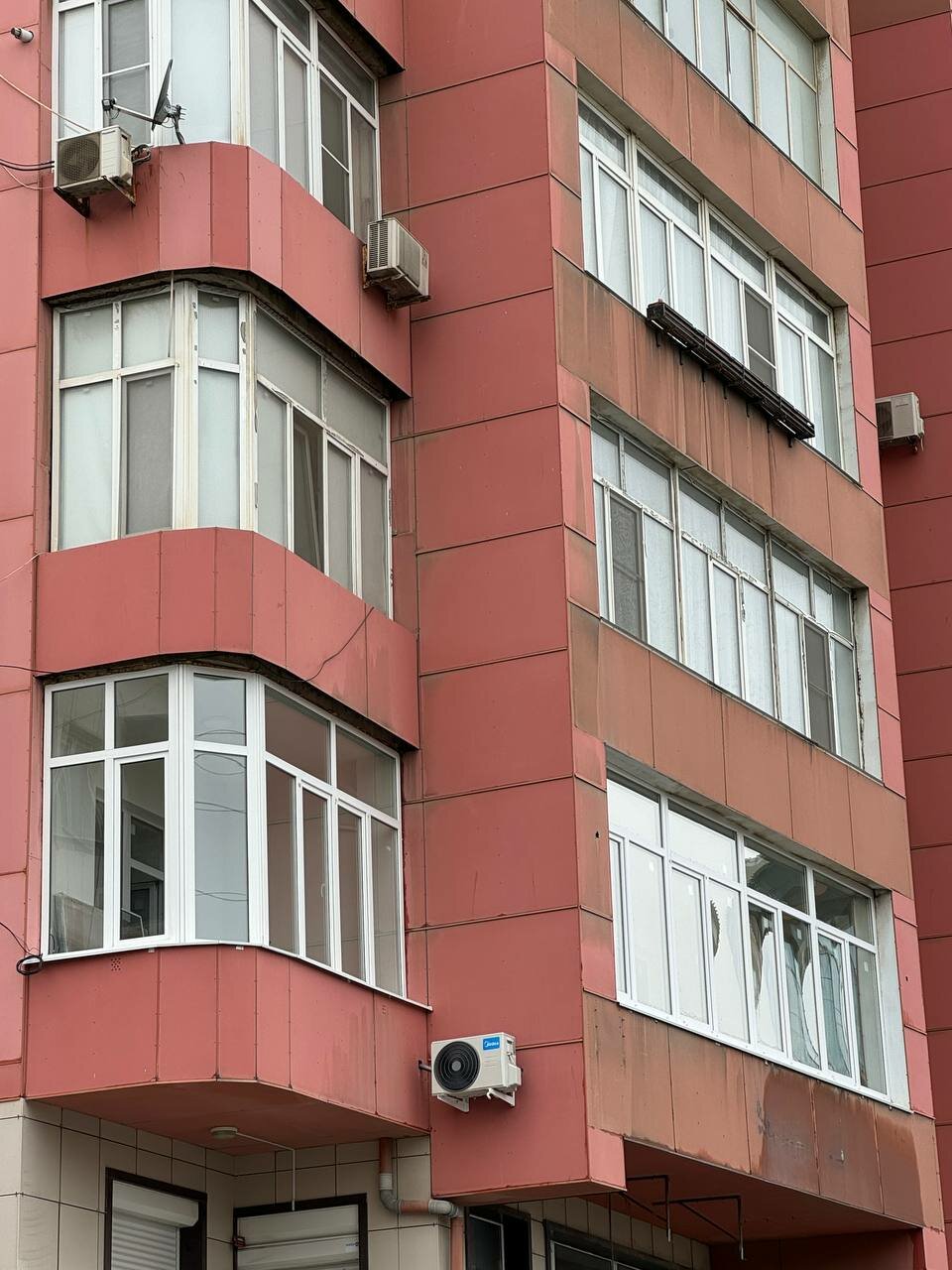 остекление балконов, балкон лоджия, балкон, вентилируемый фасад, балкон дизайн