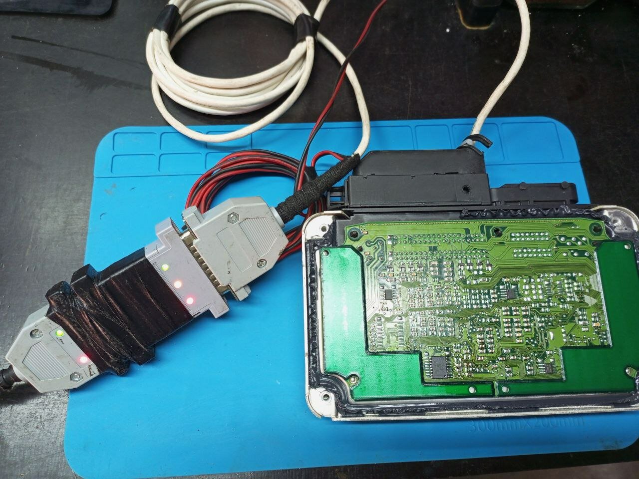 bosch edc17c10, прошивка эбу, эбу ems 3120, программаторы эбу bms, блок управления
