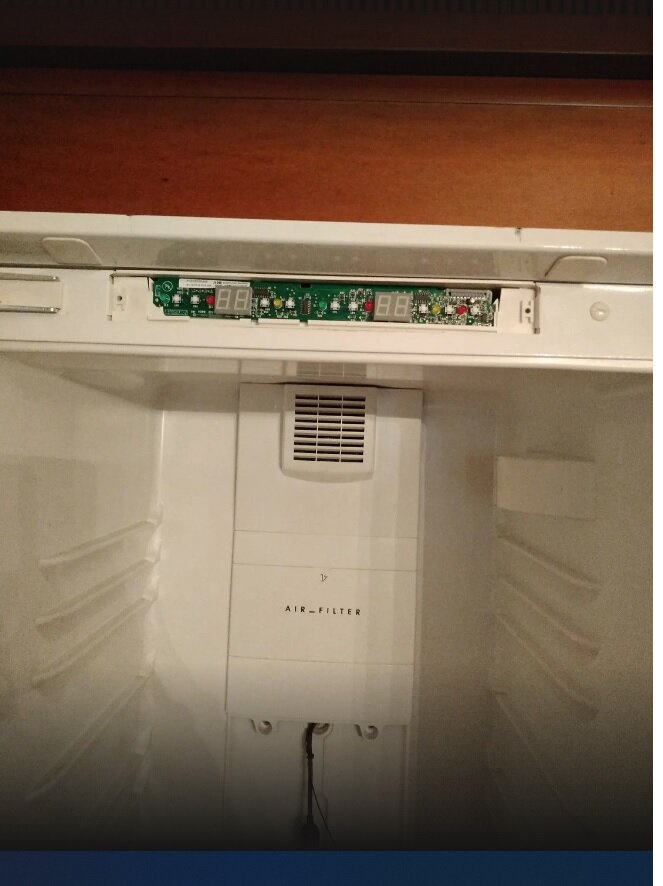 холодильник, холодильник бу, бытовая техника, холодильник ноу фрост, встроенный холодильник