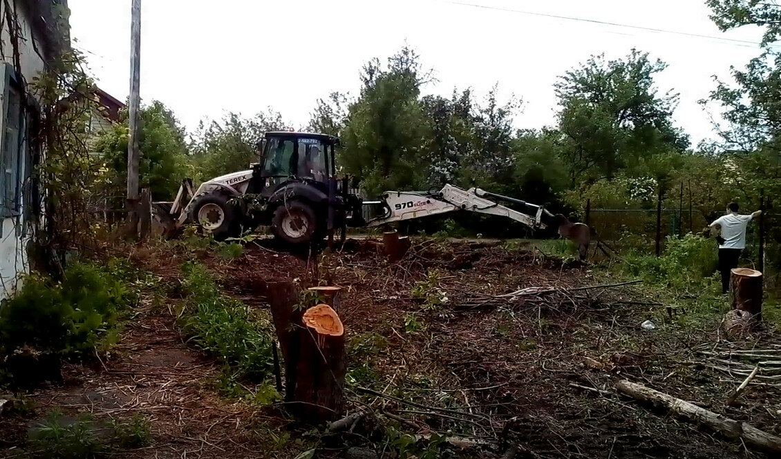 расчистка участка, терекс 825, экскаватор погрузчик terex 825, экскаватор погрузчик терекс 890, экскаватор погрузчик