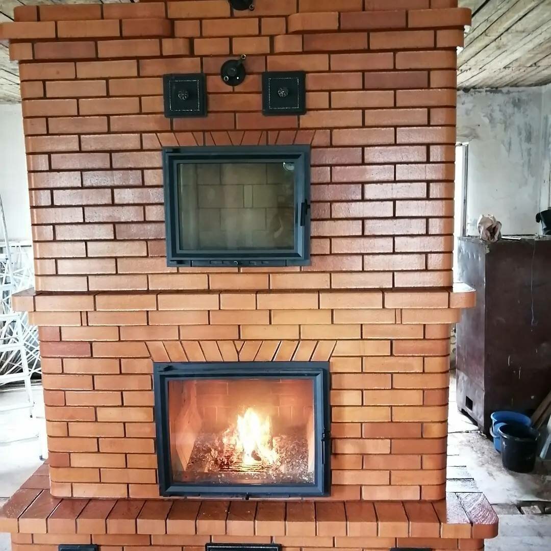 кирпичная печь камин, печи камины из кирпича, кирпичная печь, печь шведка с камином, камины печи
