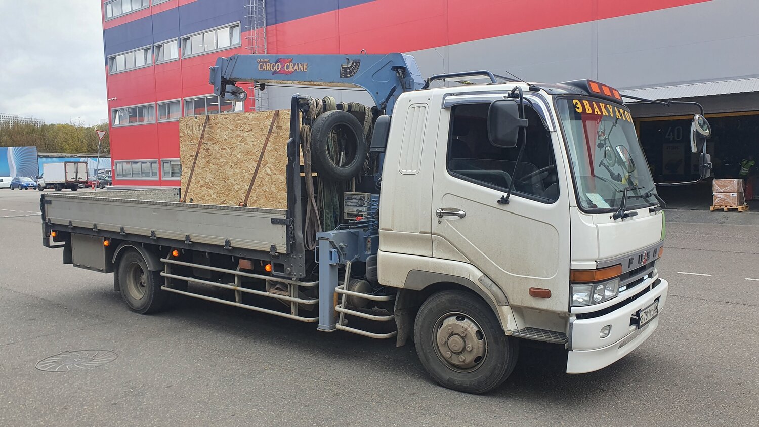 mitsubishi fuso манипулятор, хино рейнджер манипулятор, mitsubishi fuso манипулятор 5т, манипулятор хино, манипулятор 5 тонн