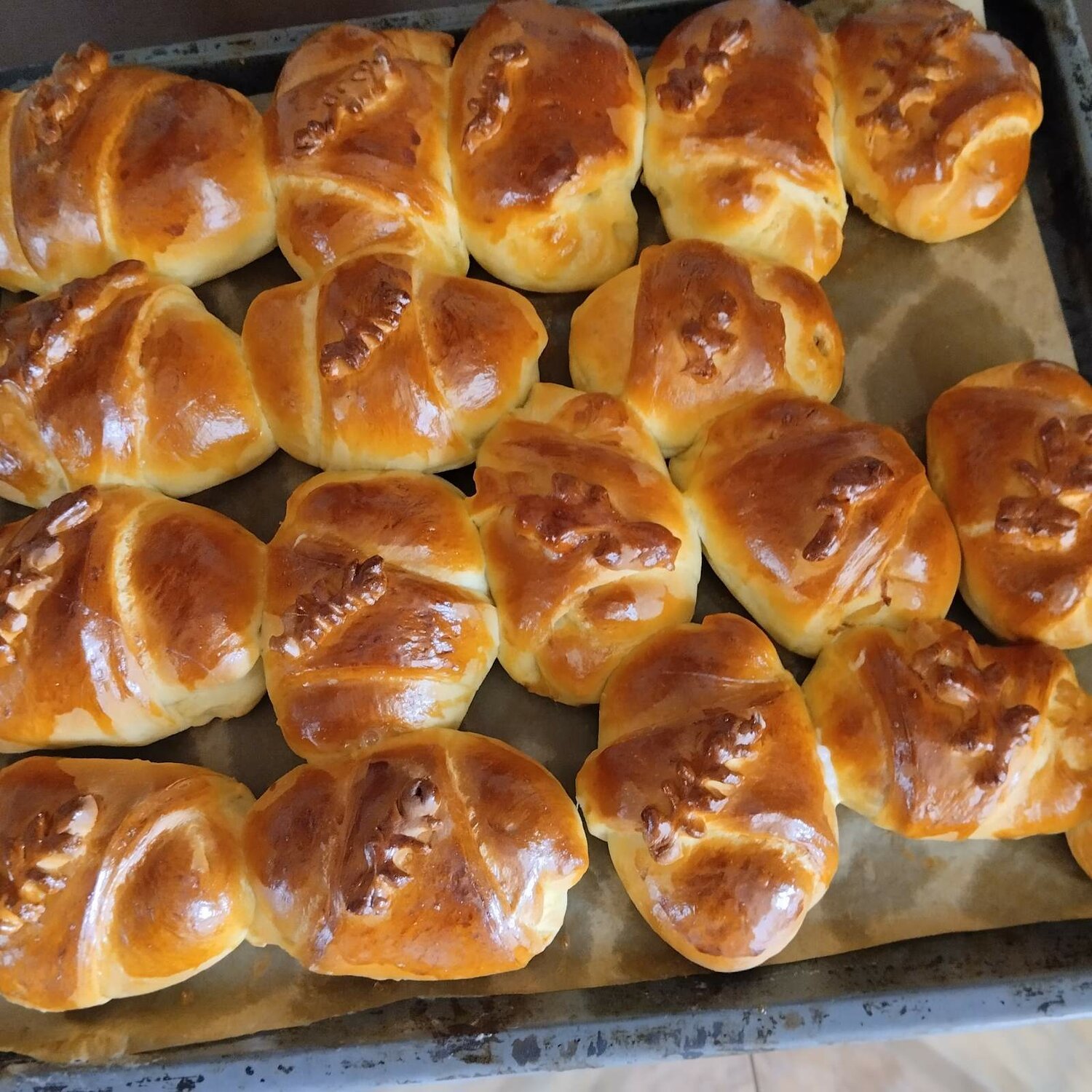 булочки из дрожжевого теста, красивые и вкусные булочки, домашние булочки, булочки из дрожжевого теста в духовке, булочка домашняя